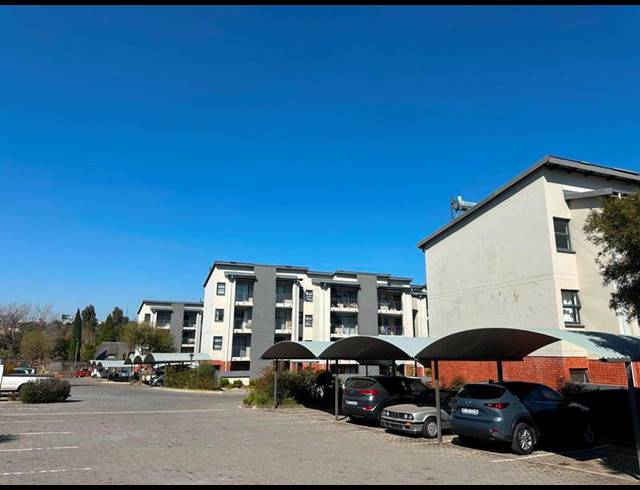3 BEDROOM APARTMENT FOR SALE IN EDENVALE